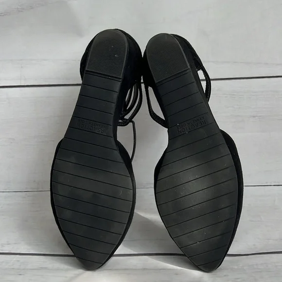 Reaction Kenneth Cole Black Heel With String Suede US 6.5 Med - Picture 9 of 10